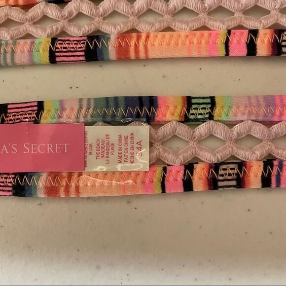 Victoria’s Secret bikini top - Picture 8 of 9